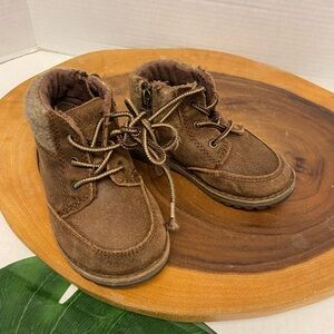 UGGS Lace Up Mini Hiking Boots Size 7 Unisex